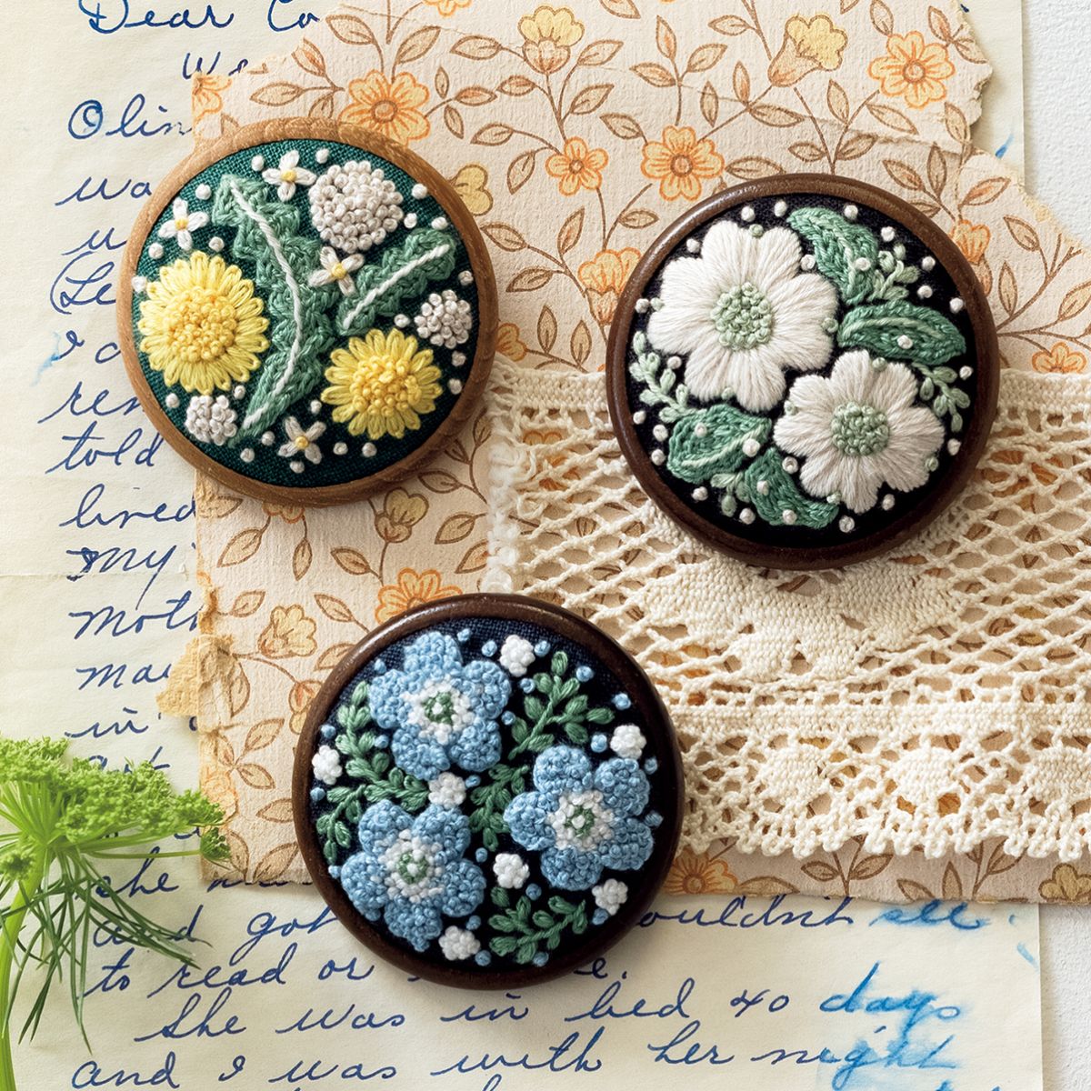 春、花のブローチ | アクセサリー | 手づくりレシピ | そーいんぐ.com